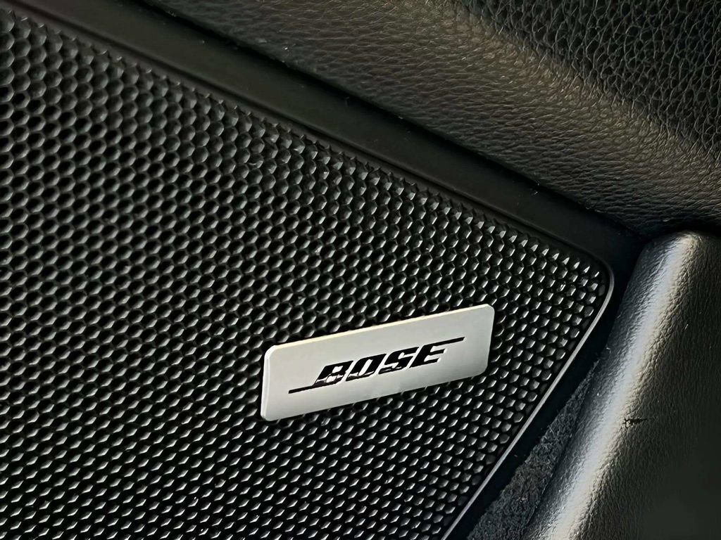 Used 2022 Porsche 911 Carrera RWD image 15