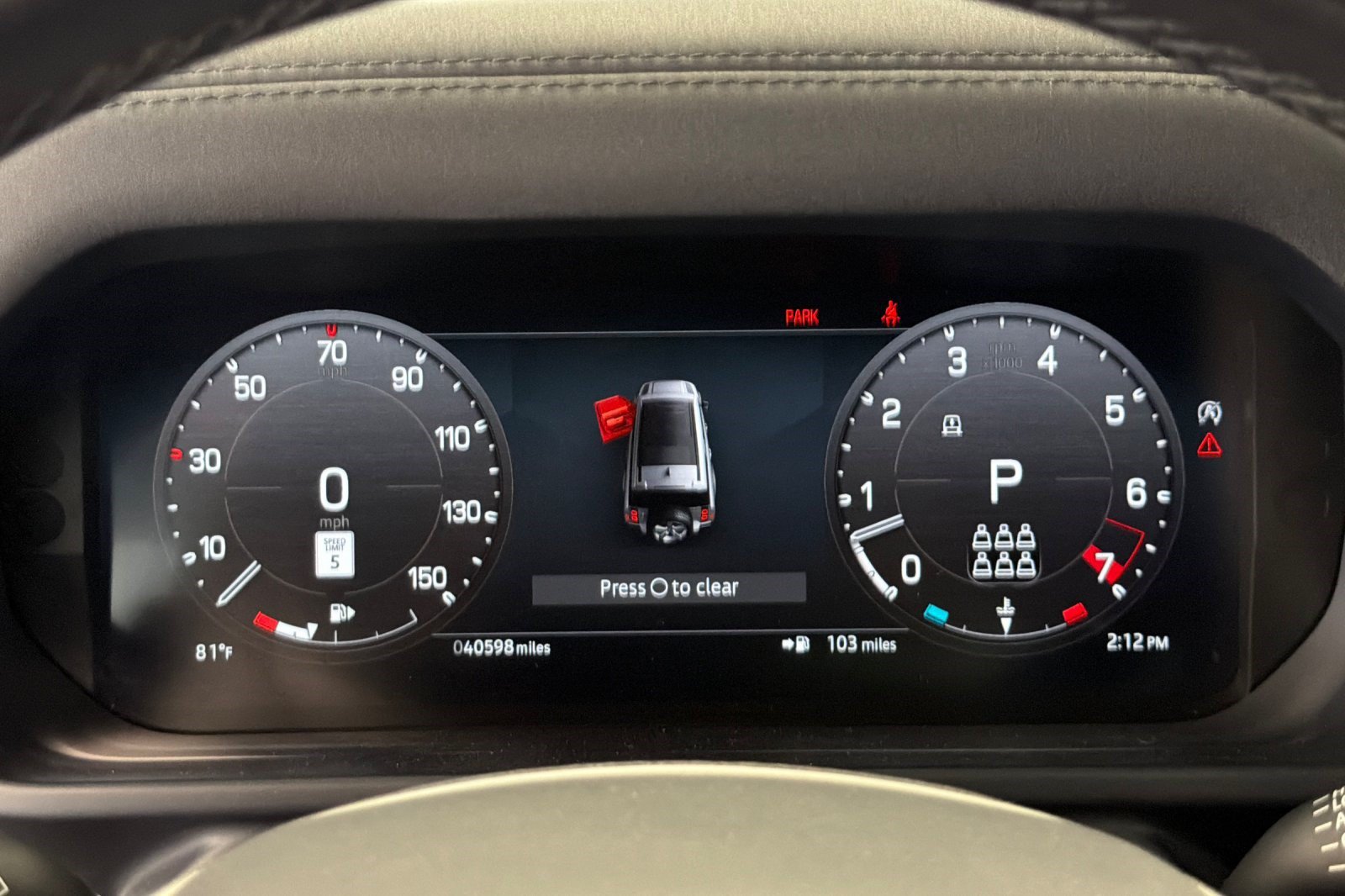Used 2023 Land Rover Defender 130 SE AWD/4WD image 22