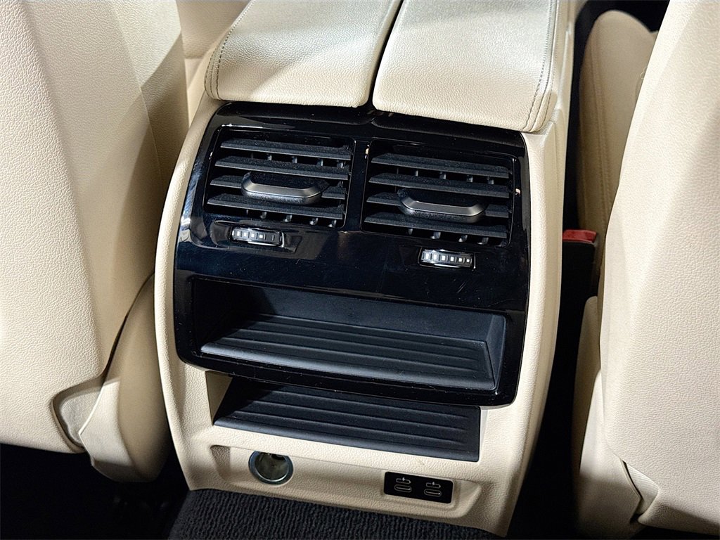 Used 2022 BMW 530i w/ Convenience Package image 27