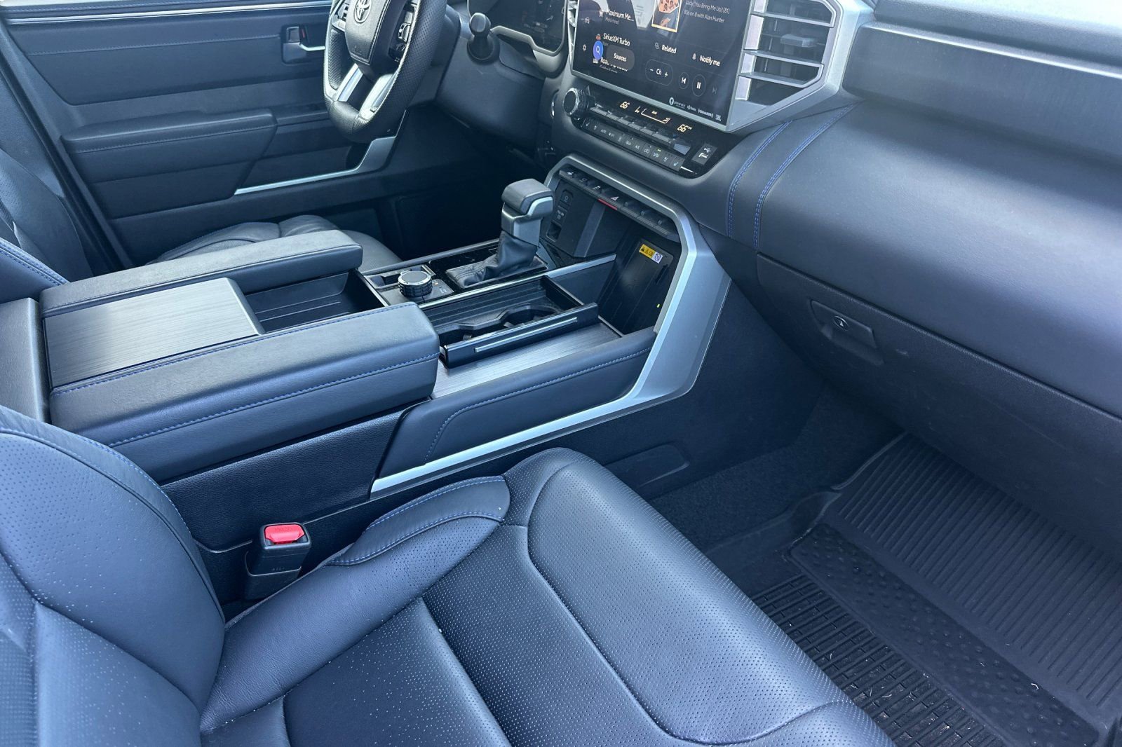 Used 2024 Toyota Sequoia Platinum image 19