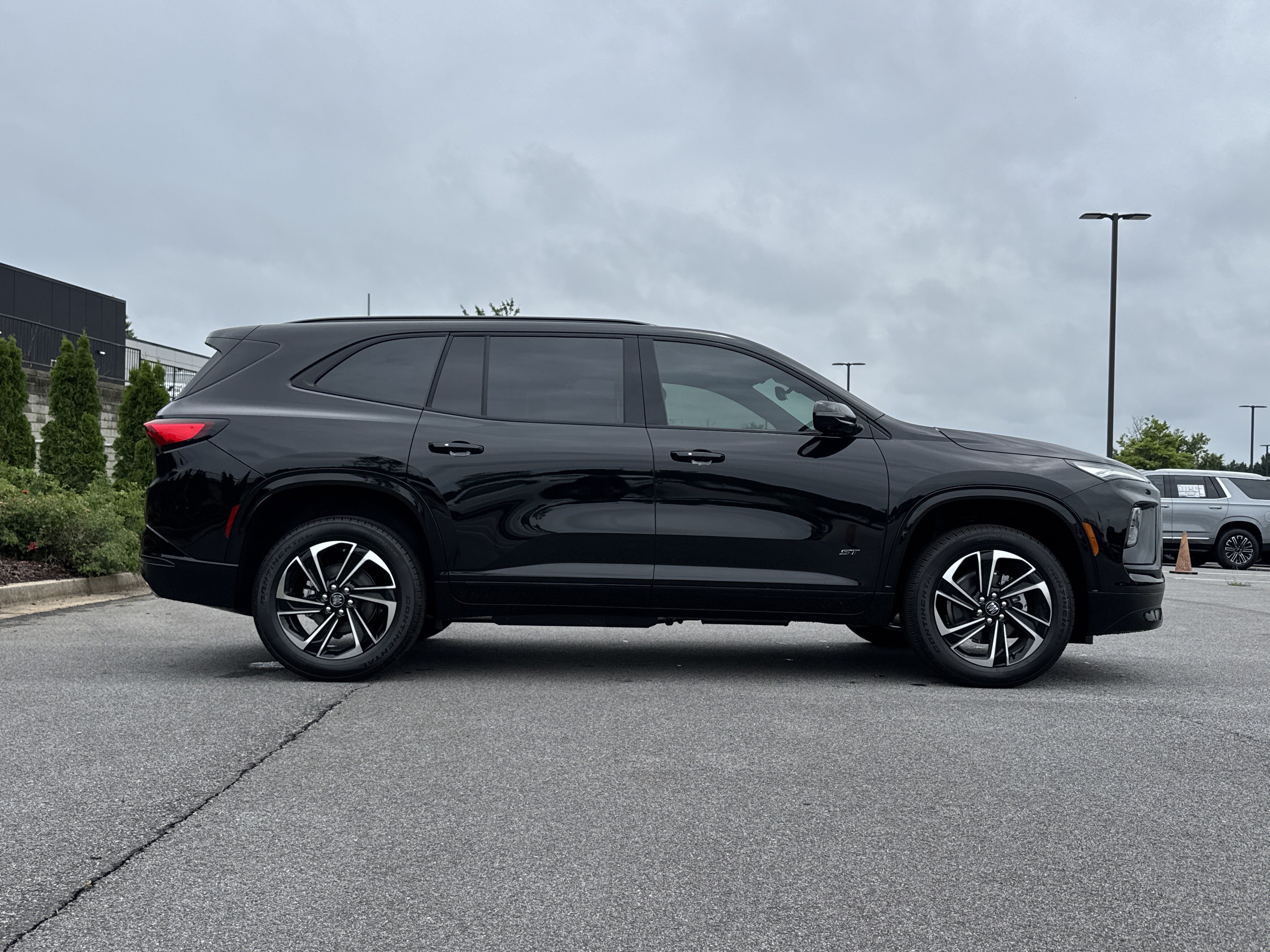 New 2026 Buick Enclave Sport Touring w/ Power Package FWD image 11