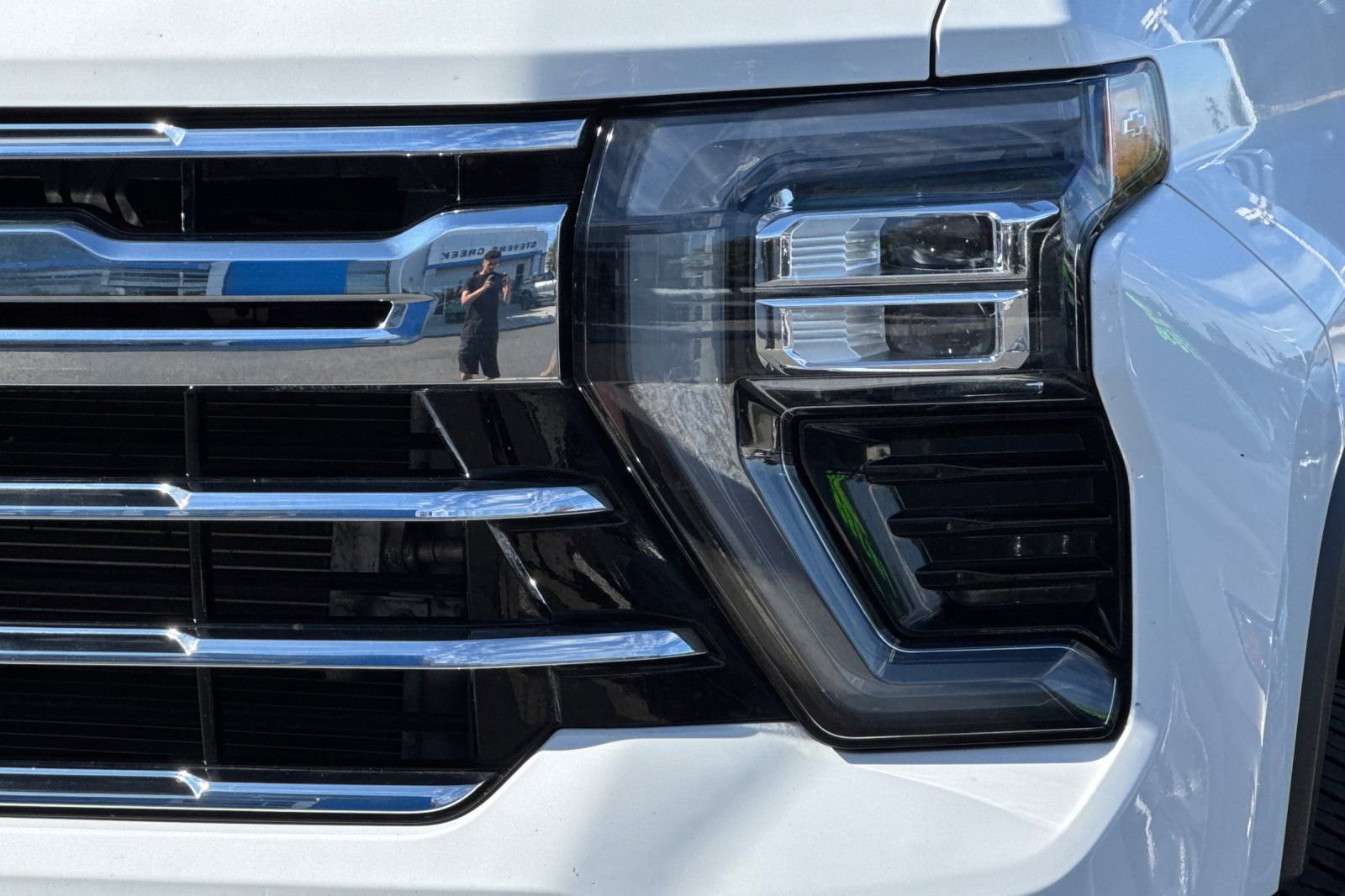 Used 2025 Chevrolet Silverado 2500 LTZ w/ LTZ Premium Package image 48