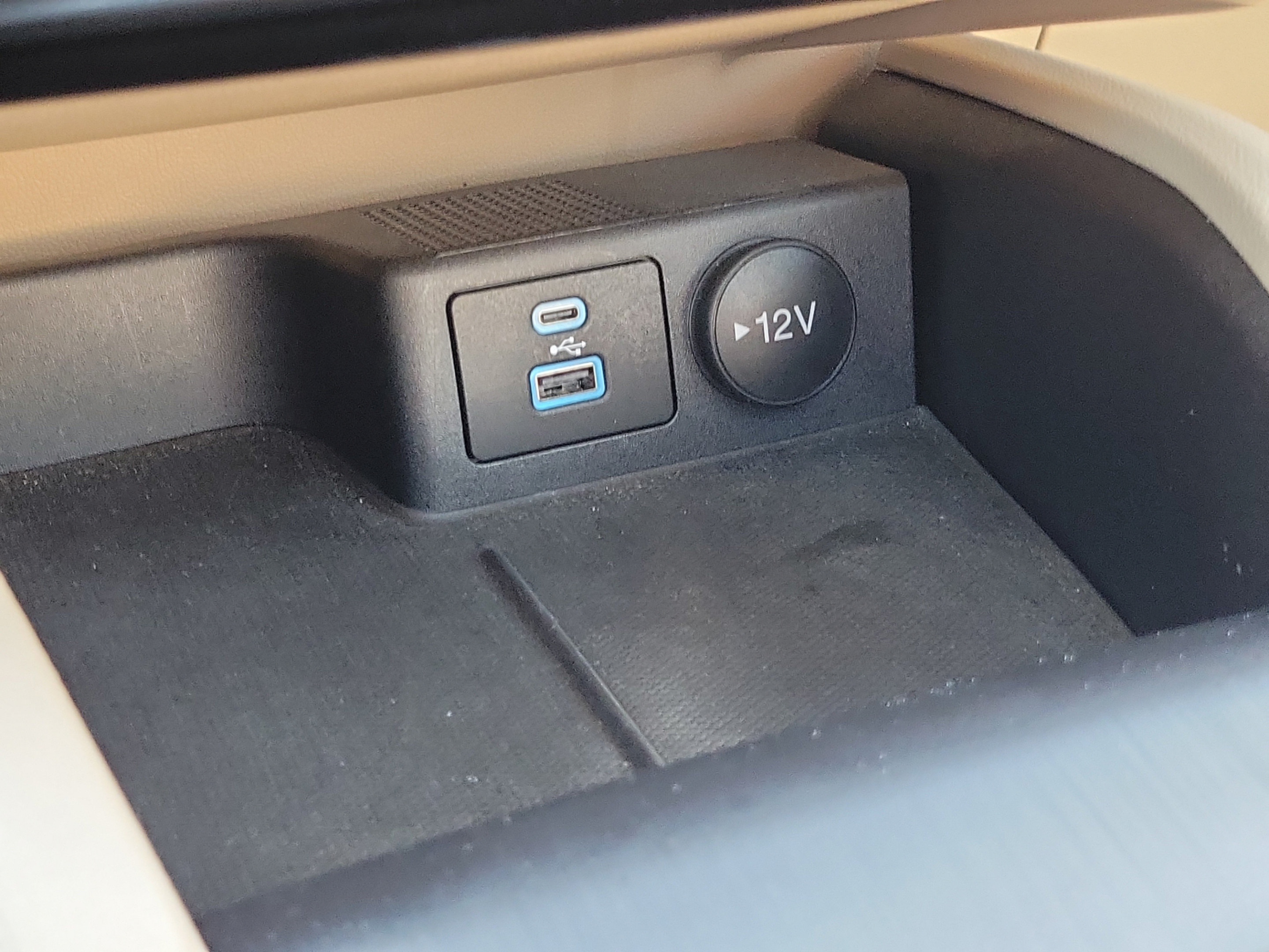 Used 2022 Ford Escape SEL AWD/4WD image 29