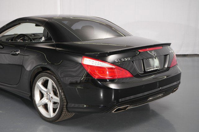Used 2014 Mercedes-Benz SL 550 image 26