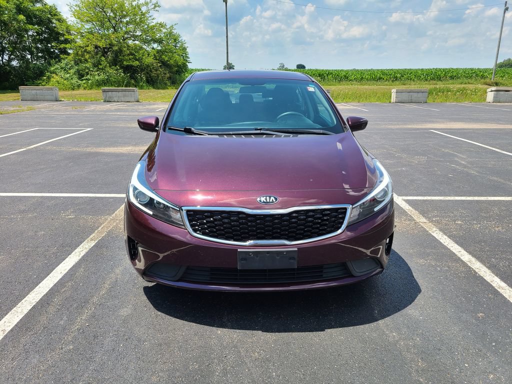Used 2017 Kia Forte LX FWD image 2
