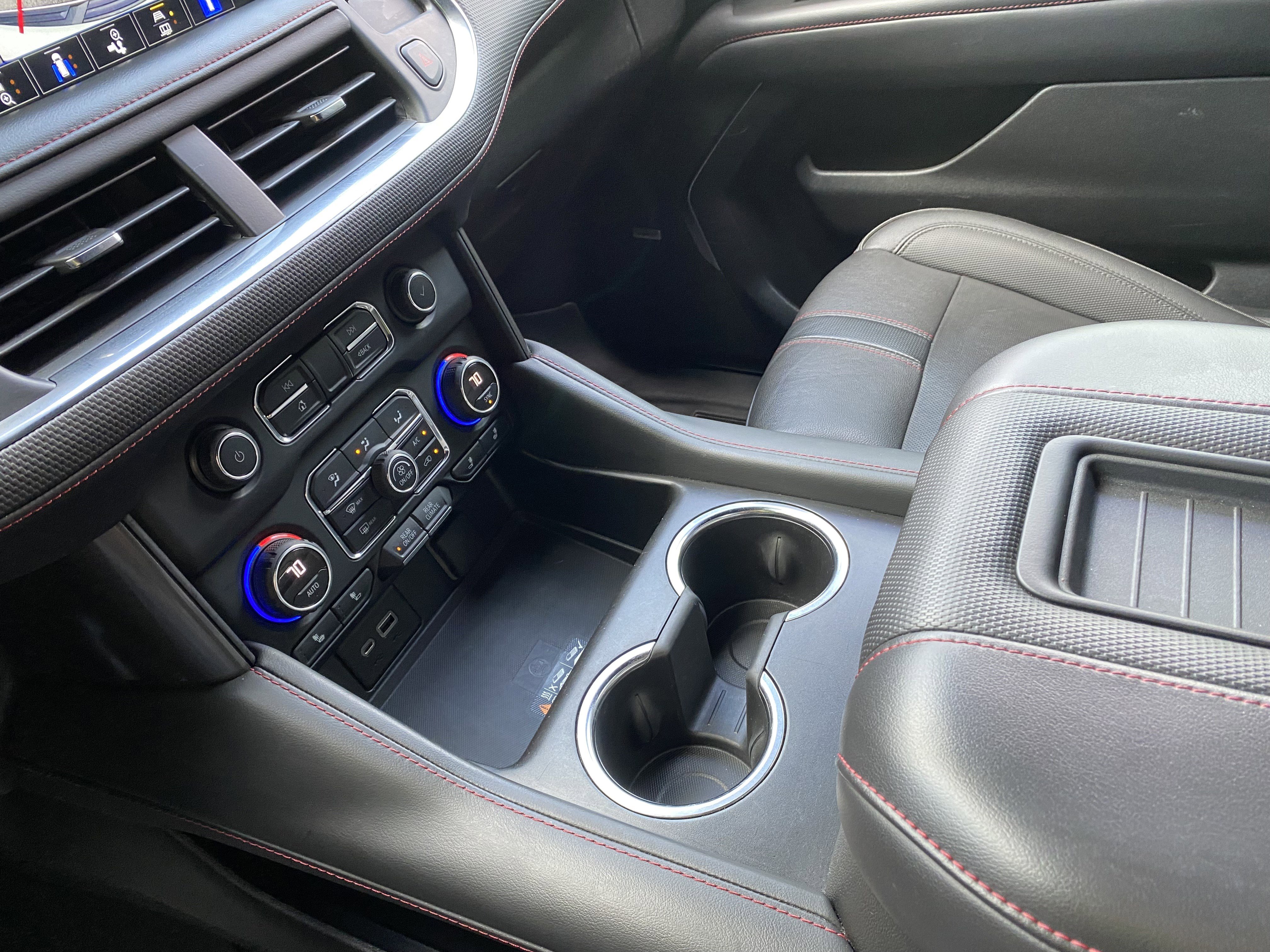 Used 2022 Chevrolet Tahoe RST w/ Luxury Package AWD/4WD image 30