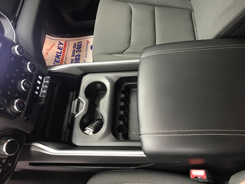 Used 2023 RAM 1500 Big Horn AWD/4WD image 11