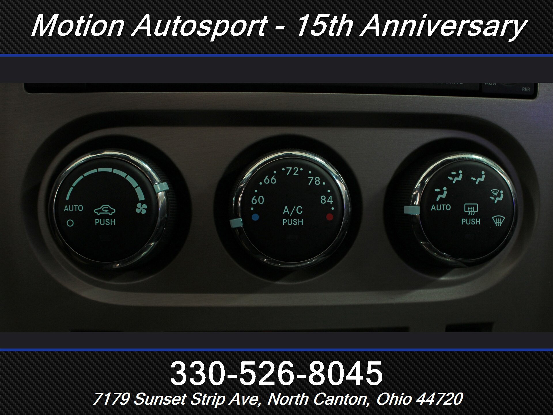 Used 2012 Dodge Challenger SRT8 RWD image 21