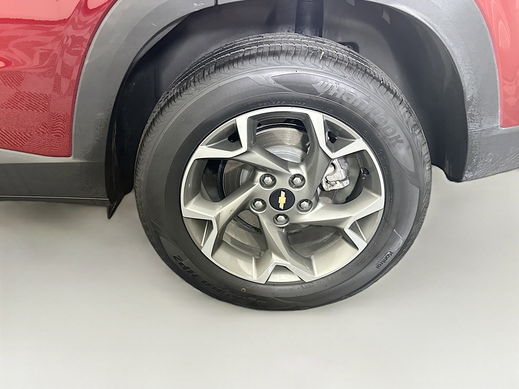 Used 2025 Chevrolet Trax LT w/ LT Convenience Package image 11