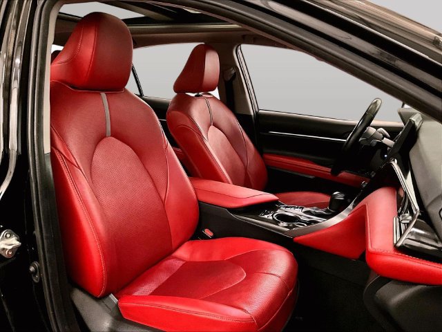 Used 2021 Toyota Camry XSE w/ Navigation Package FWD image 7