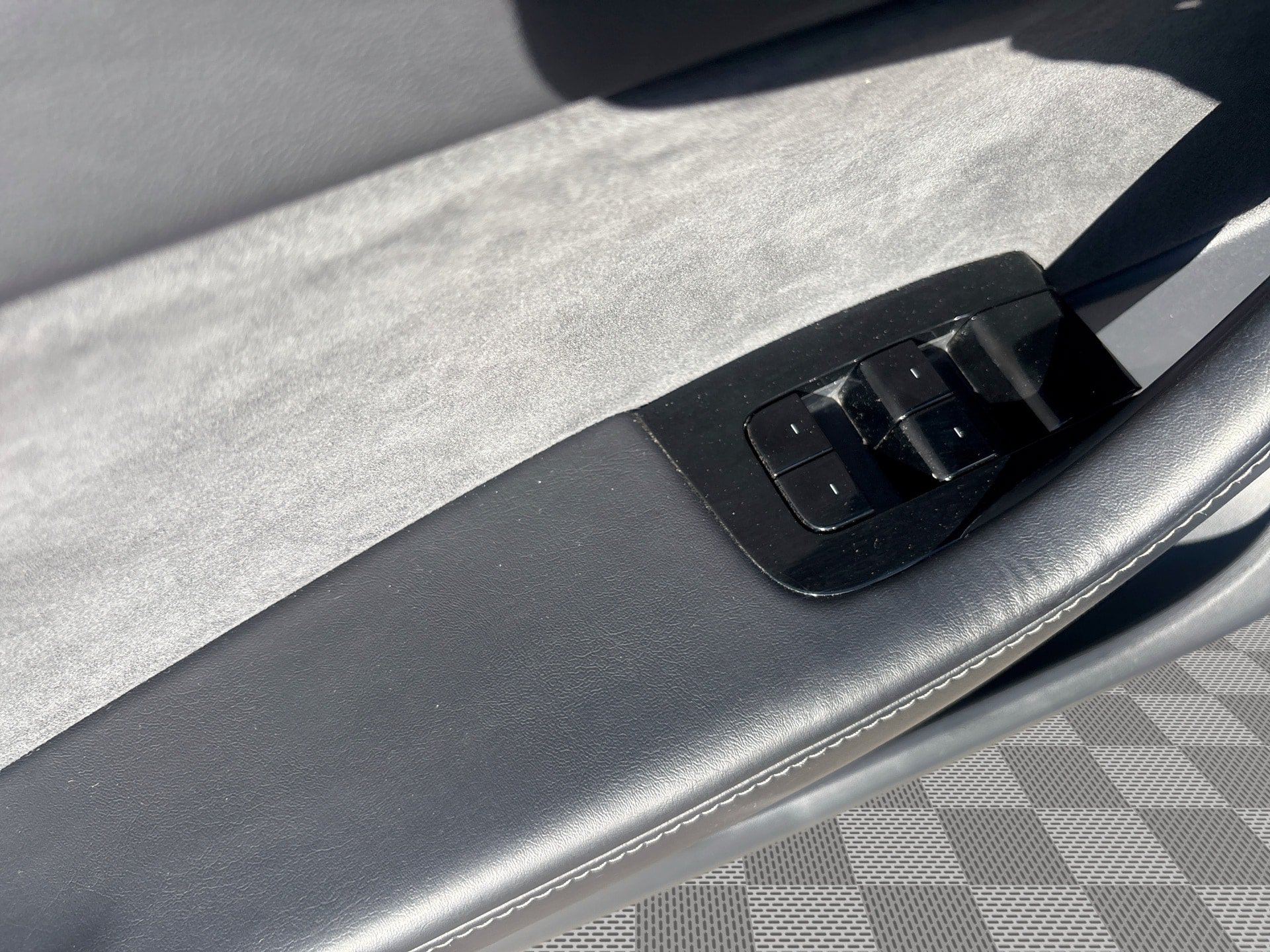 Used 2020 Tesla Model Y Performance AWD/4WD image 15