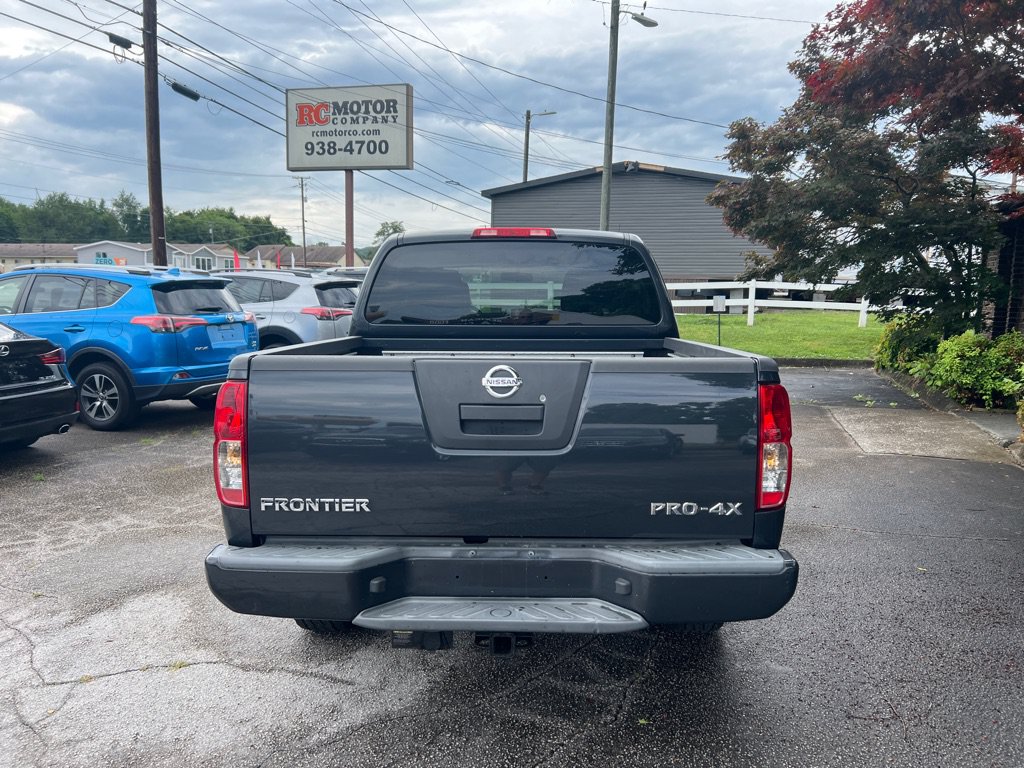 Used 2010 Nissan Frontier PRO-4X w/ Pro-4x Value Truck Pkg AWD/4WD image 3