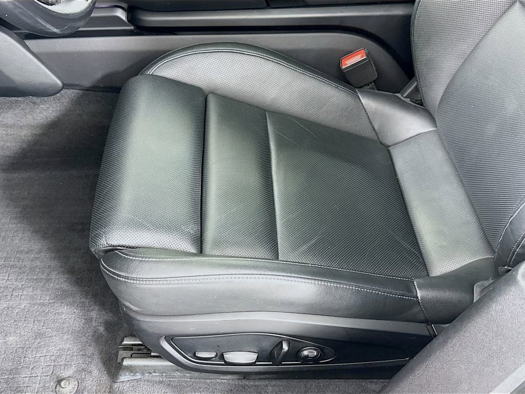 Certified 2021 Porsche Taycan RWD image 13