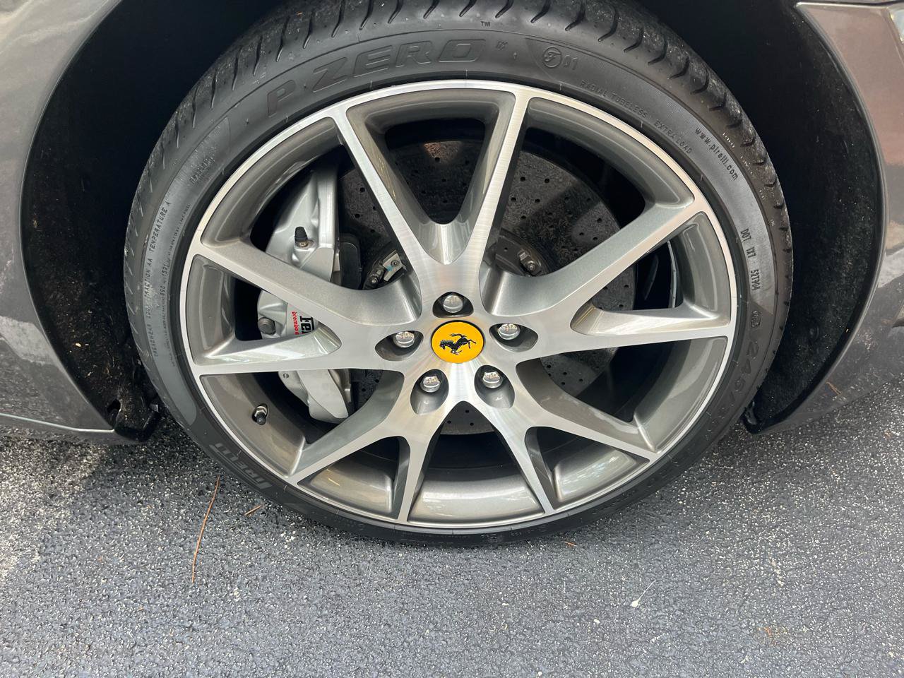 Used 2011 Ferrari California RWD image 52