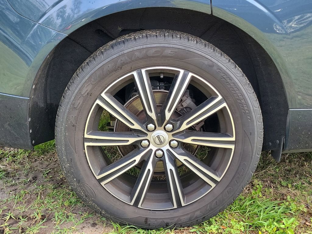 Used 2018 Volvo XC60 T5 Inscription w/ Convenience Package image 15