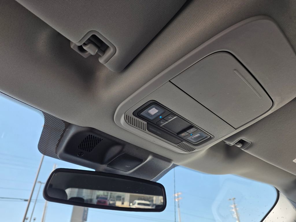 Used 2024 Ford F150 Lightning Flash image 21