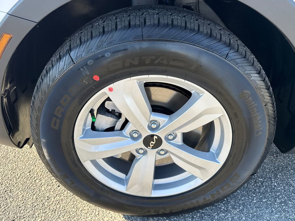 New 2026 Kia Sorento LX image 11