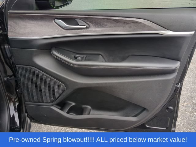 Used 2024 Jeep Grand Cherokee L Limited AWD/4WD image 47
