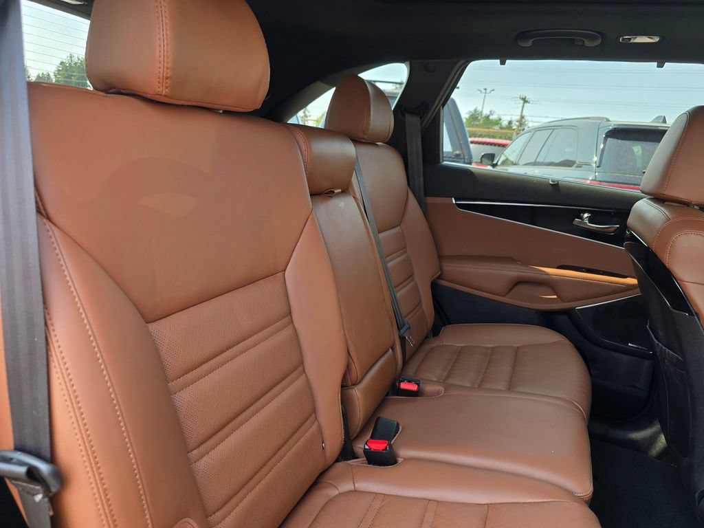 Used 2019 Kia Sorento SX AWD/4WD image 12