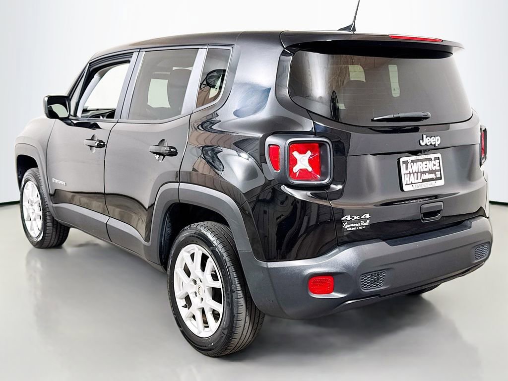 Used 2023 Jeep Renegade Latitude AWD/4WD image 6