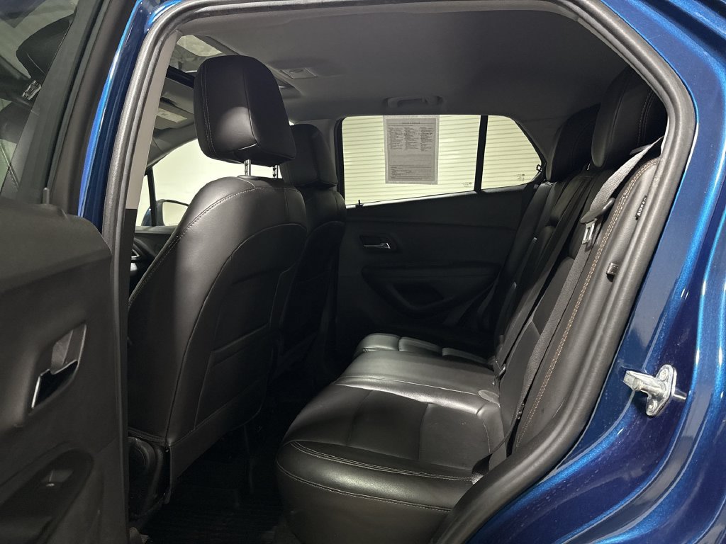 Used 2019 Chevrolet Trax Premier AWD/4WD image 23