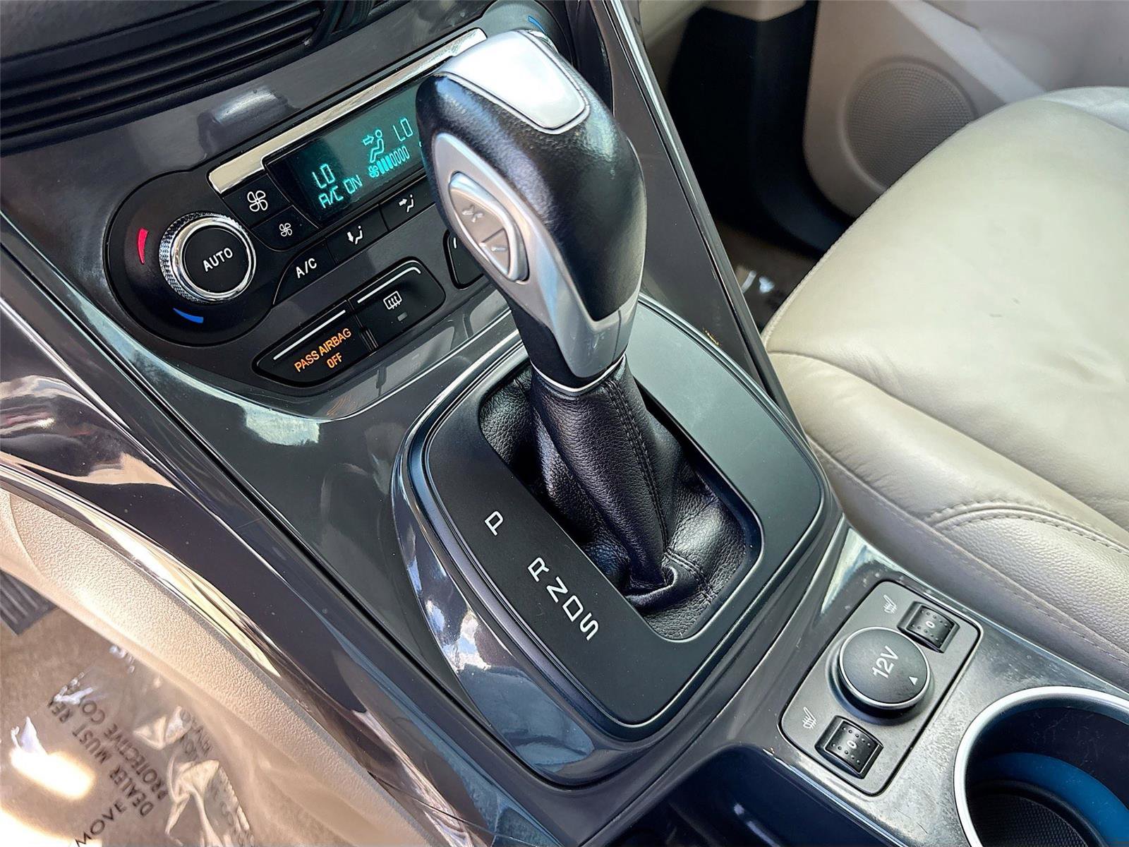 Used 2015 Ford Escape Titanium image 17