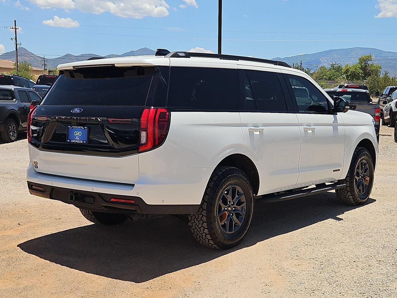 Used 2025 Ford Expedition Tremor AWD/4WD image 5