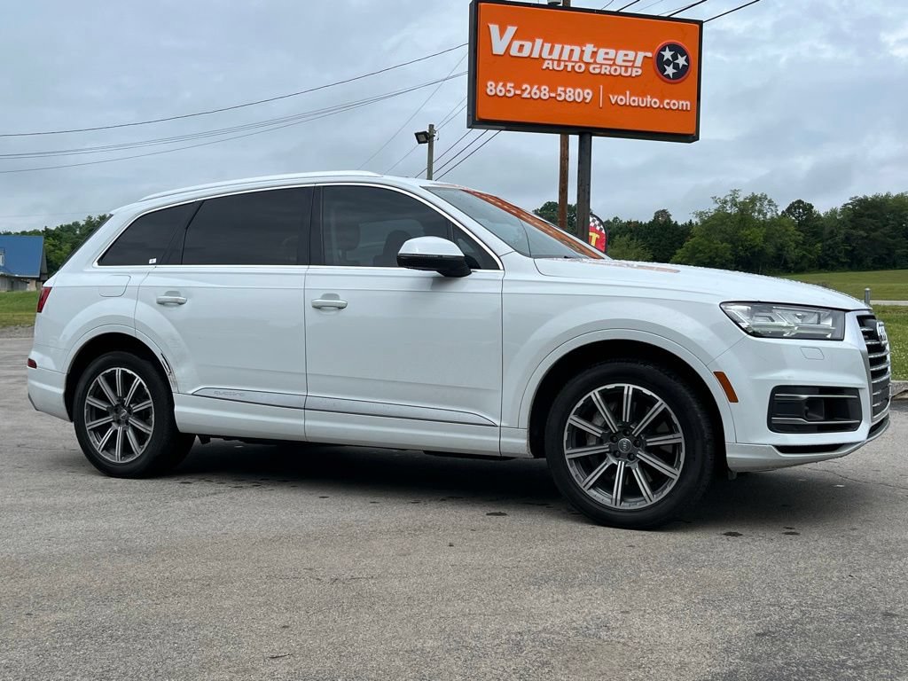 Used 2017 Audi Q7 3.0T Premium Plus w/ Premium Plus Package