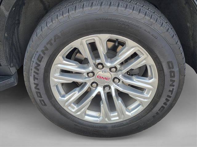Used 2023 GMC Yukon SLT AWD/4WD image 13