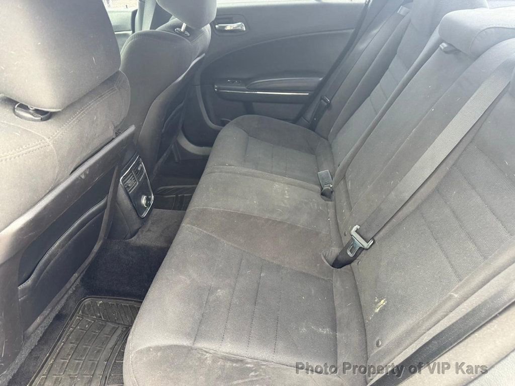 Used 2014 Dodge Charger SXT image 10