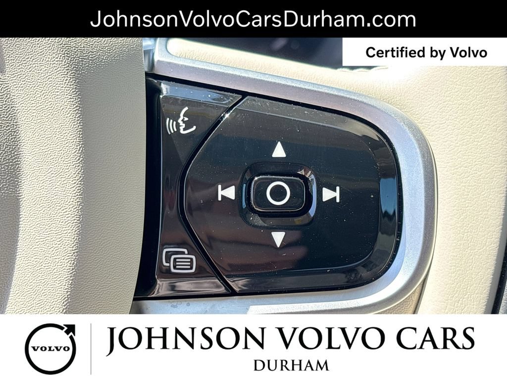 Certified 2025 Volvo V60 B5 Cross Country Plus AWD/4WD image 23