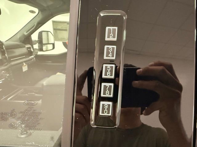 New 2026 Ford F350 Lariat w/ Black Appearance Package AWD/4WD image 10