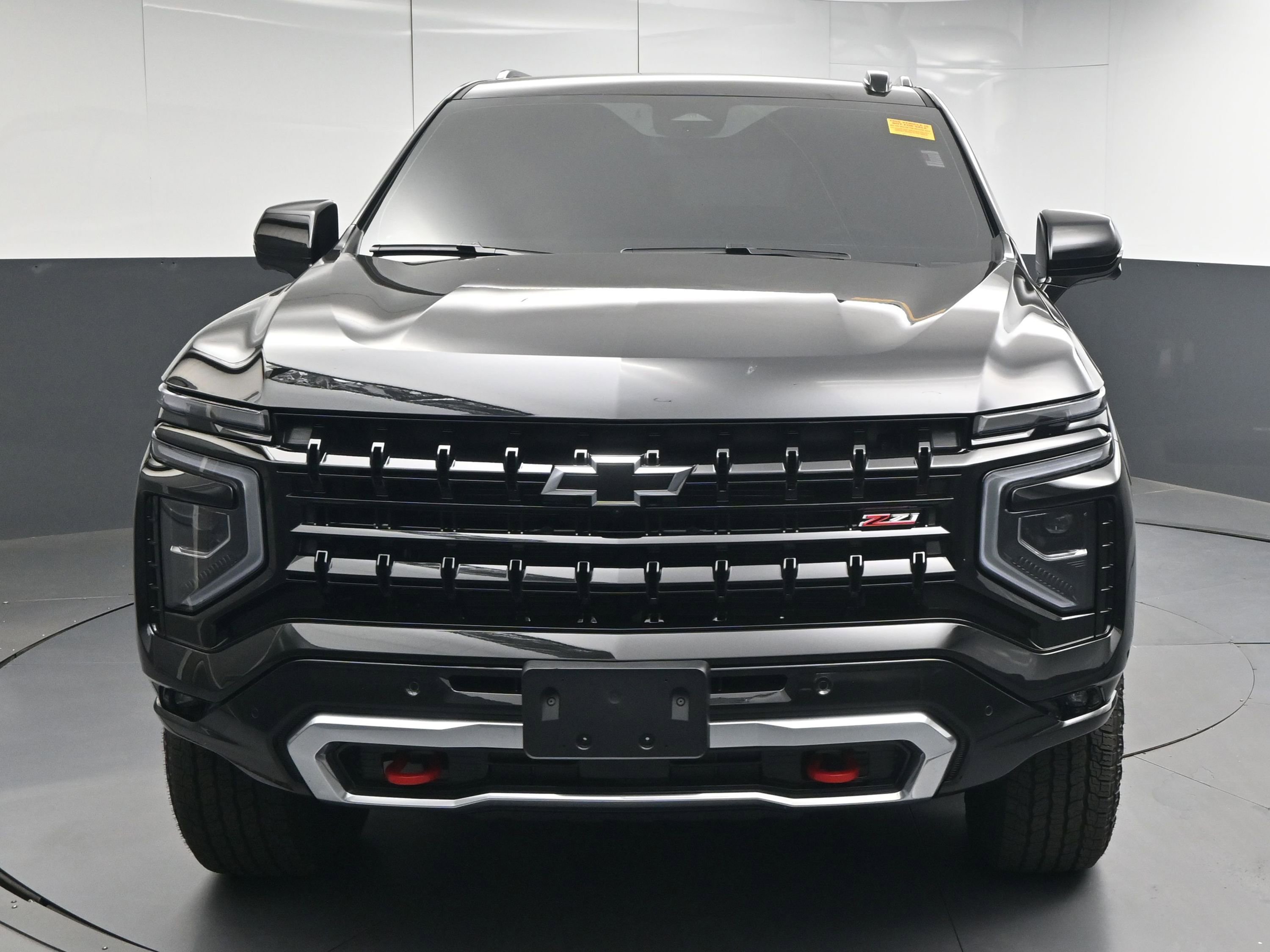 Used 2026 Chevrolet Tahoe Z71 w/ Comfort Package image 2