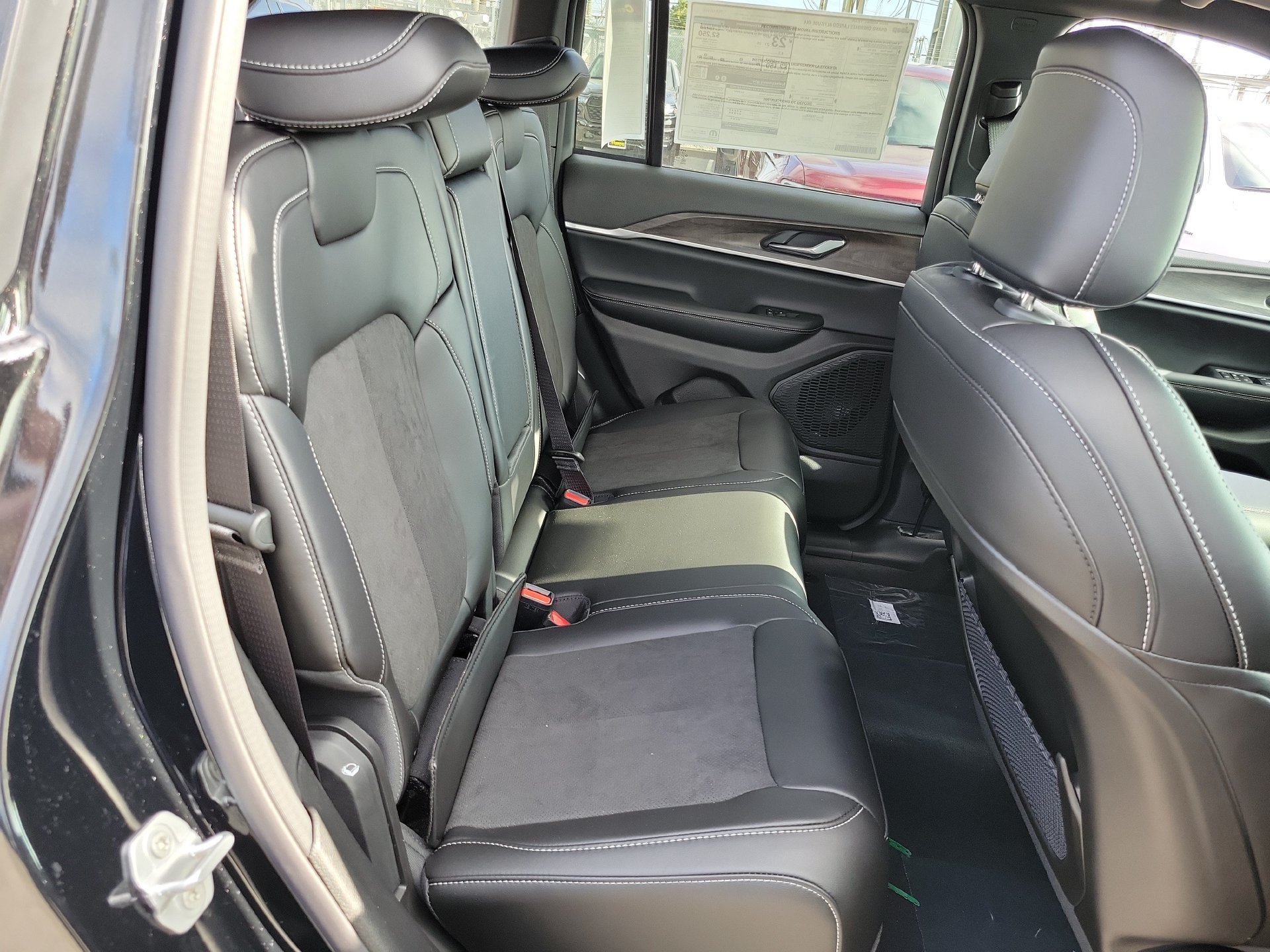 New 2026 Jeep Grand Cherokee Altitude AWD/4WD image 17