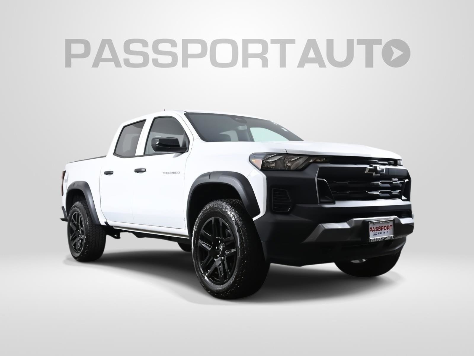 Used 2024 Chevrolet Colorado Trail Boss w/ Advanced Trailering Package image 3
