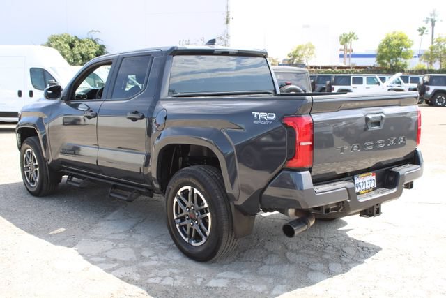 Used 2024 Toyota Tacoma TRD Sport RWD image 6