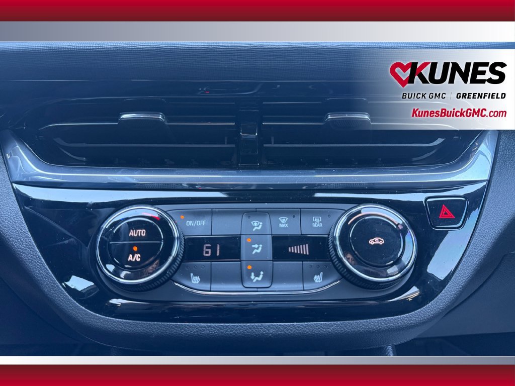 Used 2025 Buick Envista Sport Touring w/ Convenience I Package FWD image 26