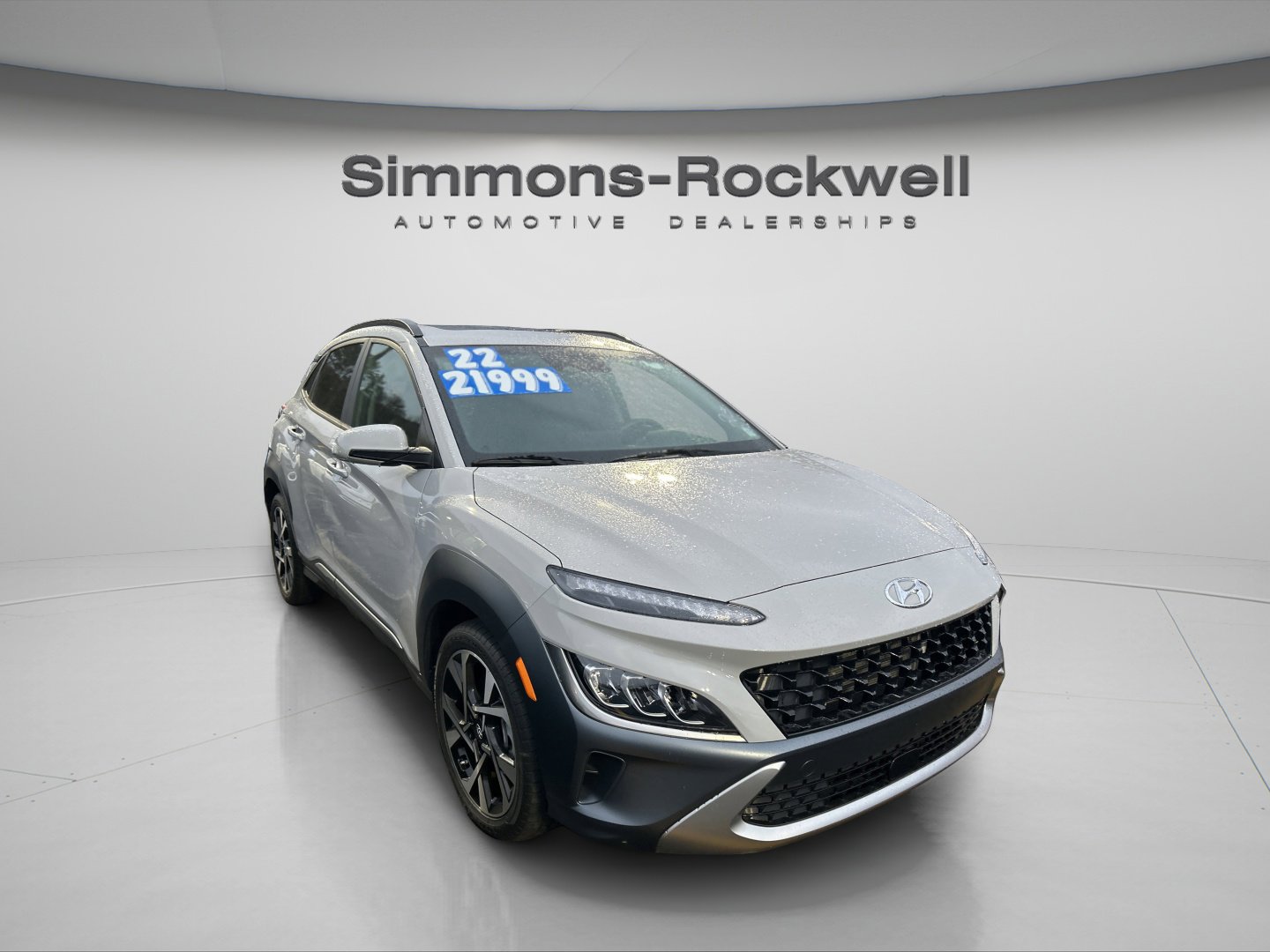 Used 2022 Hyundai Kona Limited image 2
