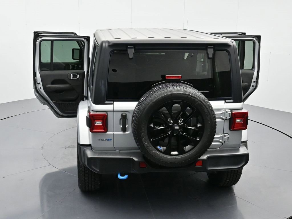 Used 2023 Jeep Wrangler Unlimited Sahara image 57