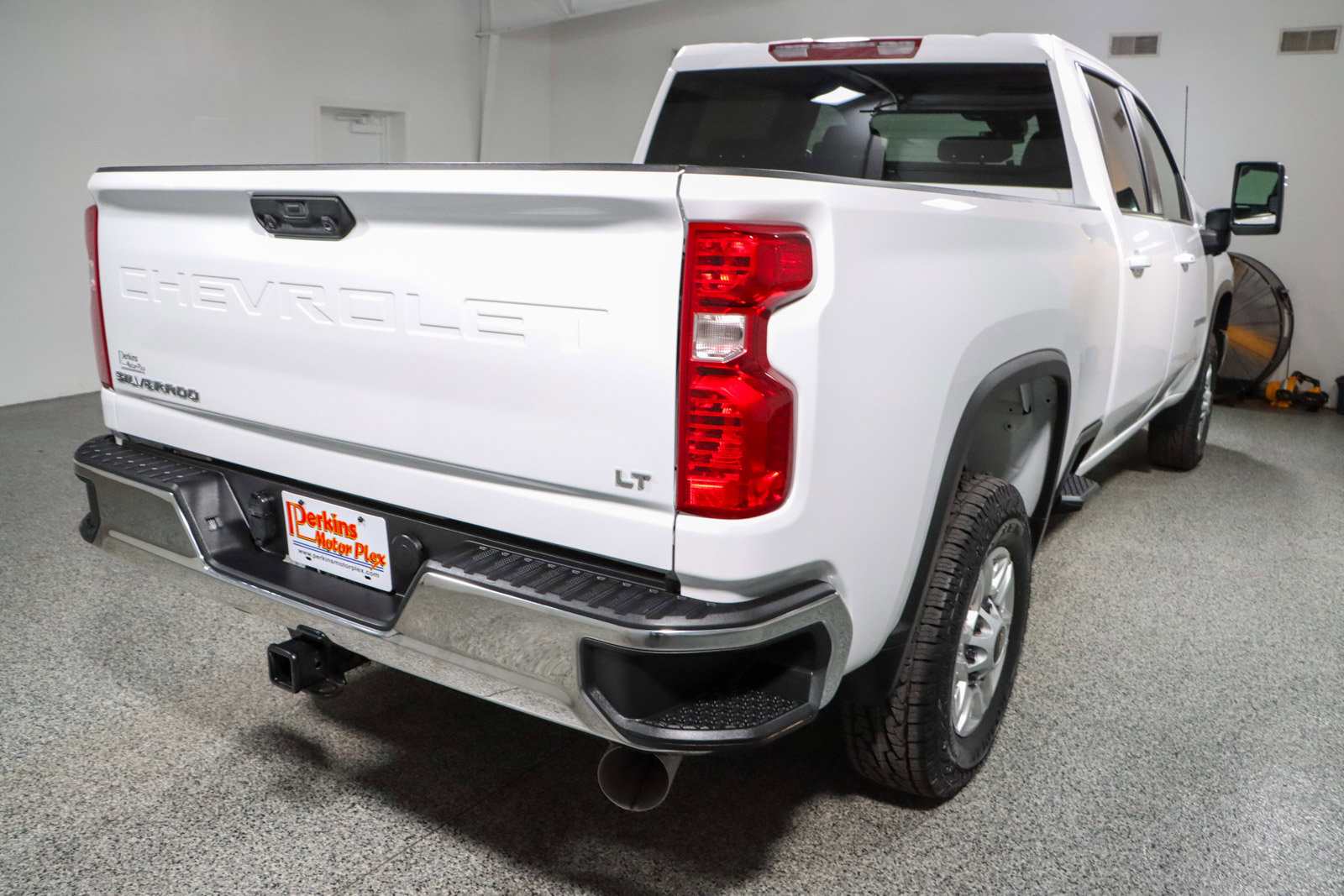 Used 2024 Chevrolet Silverado 2500 LT w/ Convenience Package AWD/4WD image 7