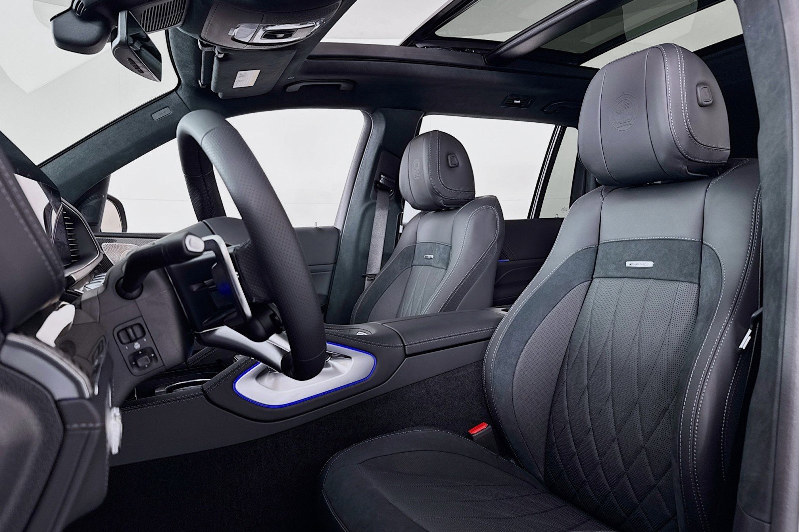 New 2026 Mercedes-Benz GLS 63 AMG 4MATIC image 17
