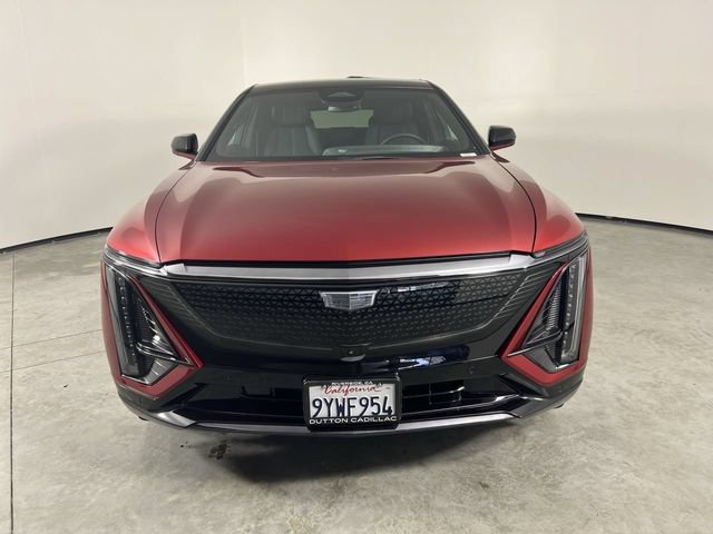 Used 2025 Cadillac Lyriq Sport AWD/4WD image 3