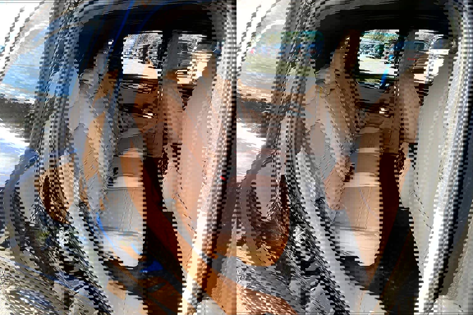 Used 2020 Porsche Cayenne Turbo image 19