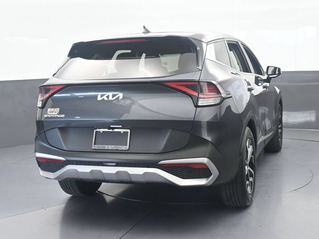 Used 2023 Kia Sportage EX FWD image 5