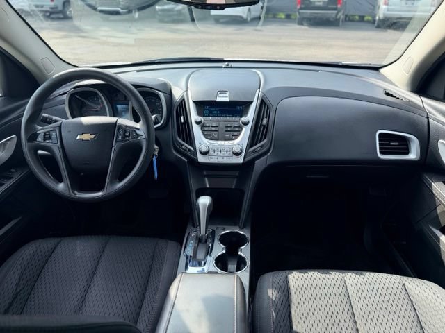 Used 2015 Chevrolet Equinox LS FWD image 19
