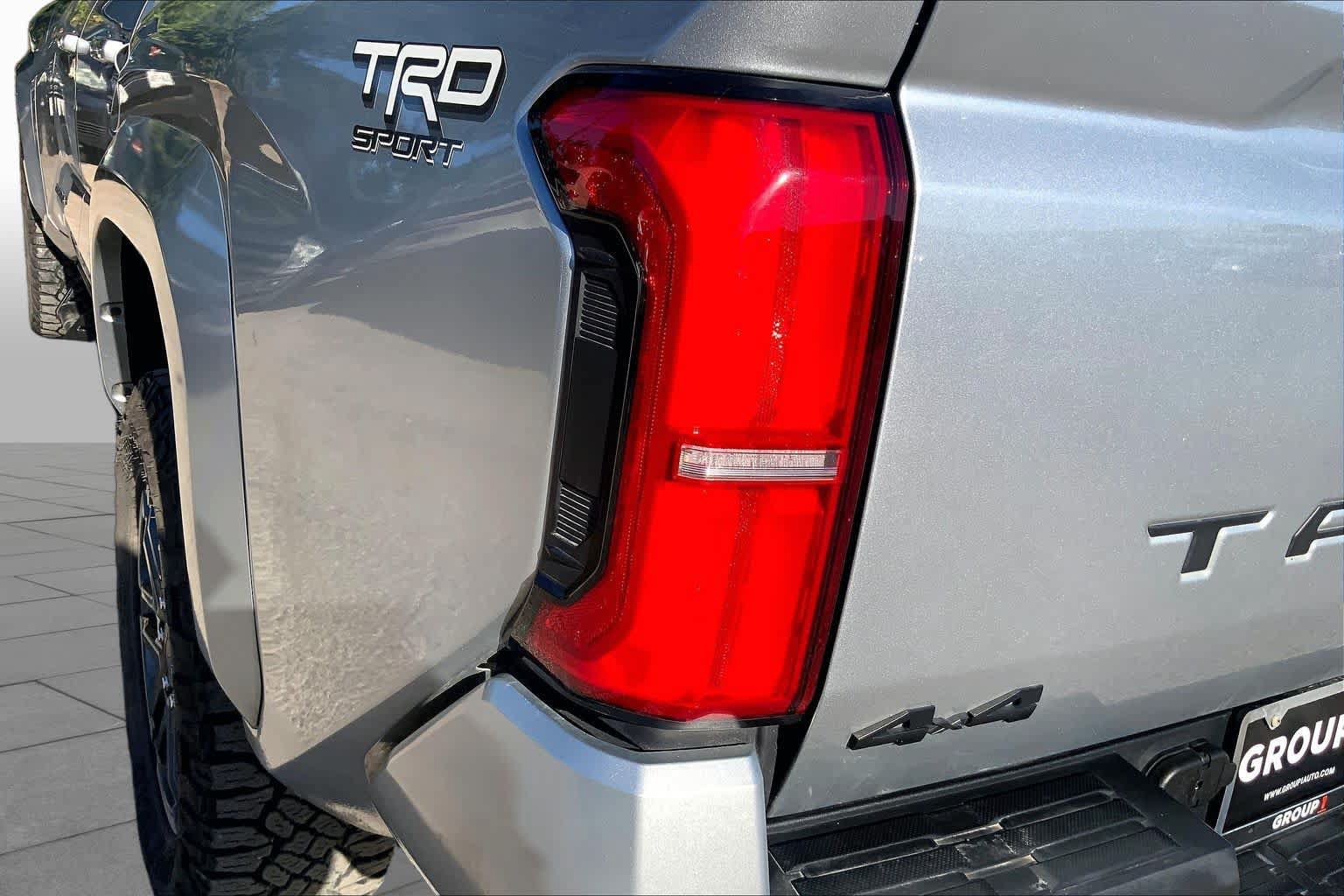 Used 2025 Toyota Tacoma TRD Sport AWD/4WD image 28