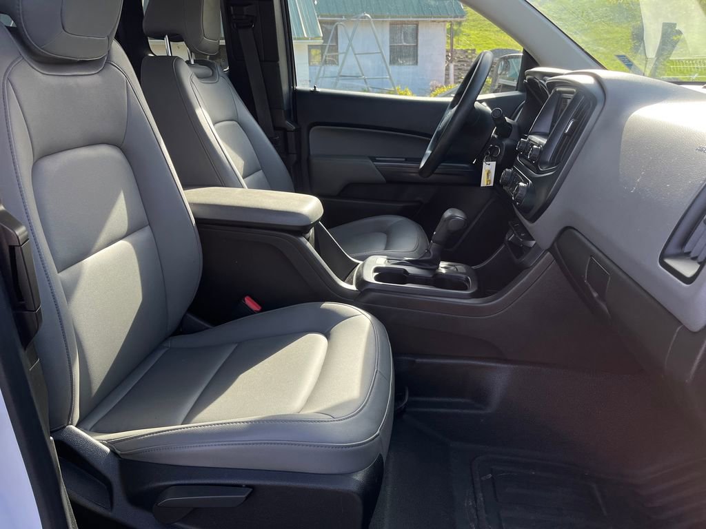 Used 2015 Chevrolet Colorado W/T AWD/4WD image 27