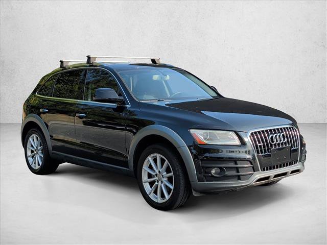 Used 2017 Audi Q5 2.0T Premium Plus w/ Premium Plus Package AWD/4WD image 3