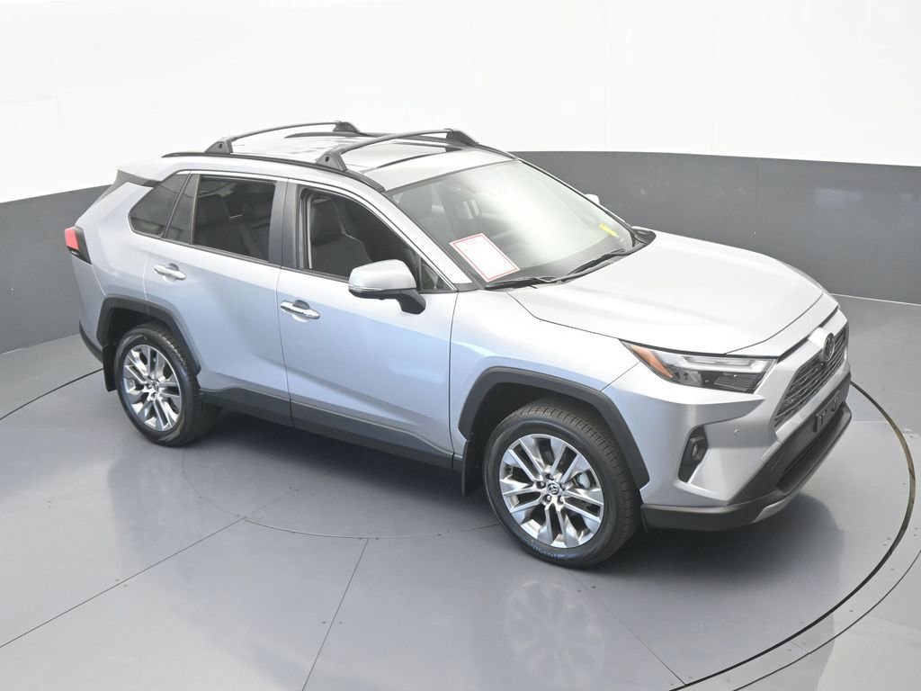 Used 2025 Toyota RAV4 Limited image 62