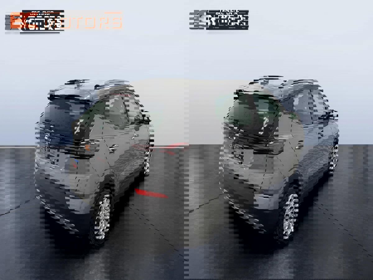 Used 2023 Chevrolet Bolt EUV LT image 6